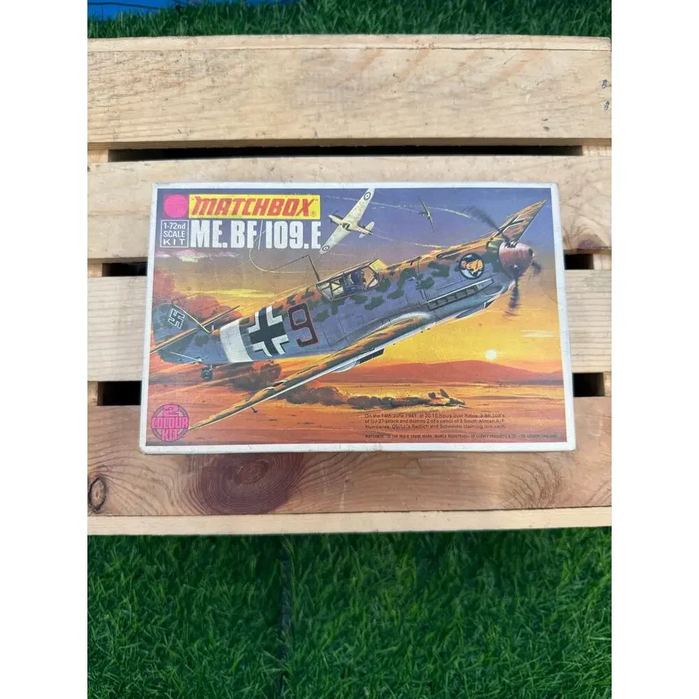 Messerschmitt BF/109.E 1:72 MatchboxPK-17 VTG Seal Model Airplane Kit